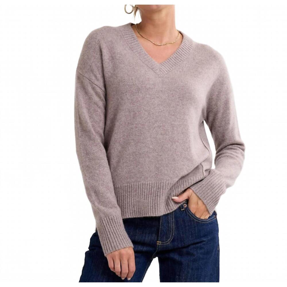 NEW PURA CASHMERE cashmere forward seam v-neck sweater in latte